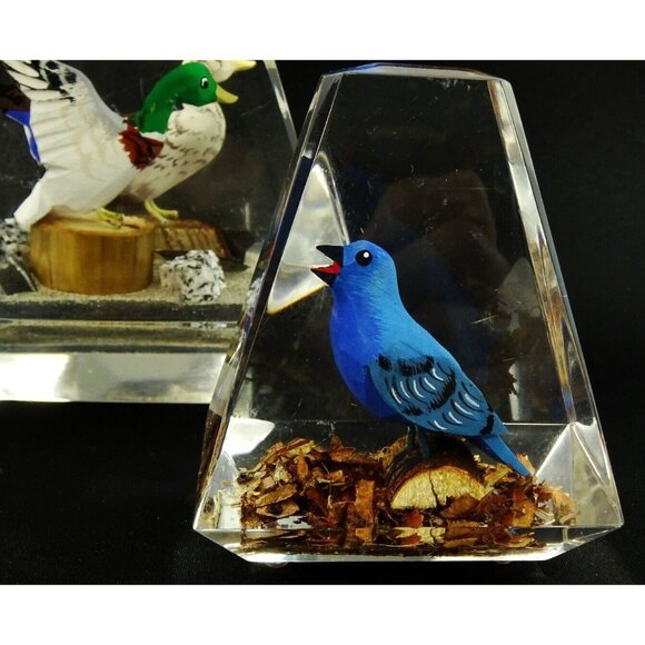 Vintage MCM Clear Lucite Prism Paperweight Lot Birds Canada Wood Carved - Picture 8 of 16